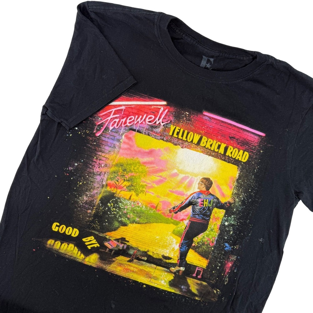 Elton John Graphic T-Shirt Mens M Black Farewell Yellow Brick Road 2018 Tour Tee - Picture 1 of 9
